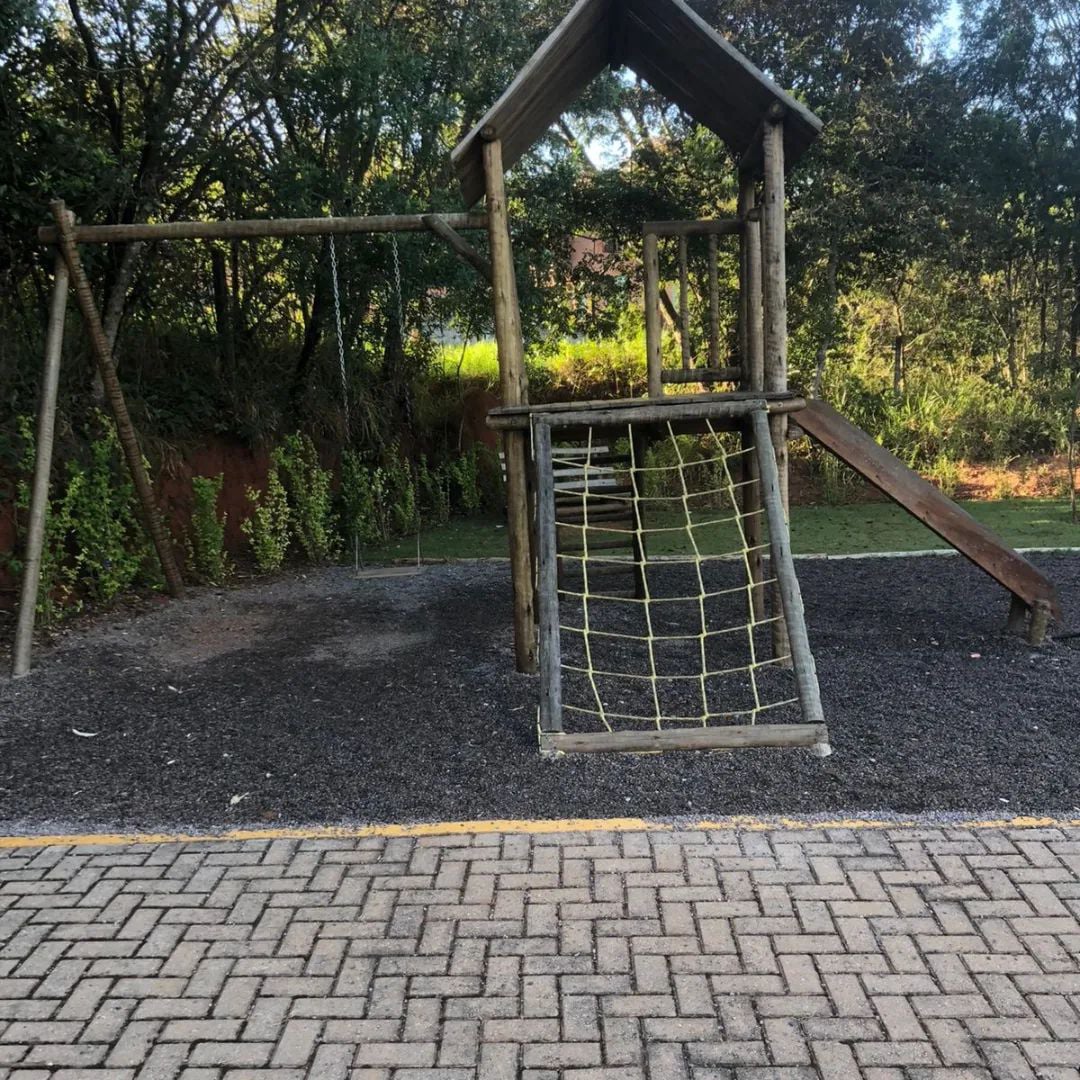Postes de aroeira, Postes de madeira, Cruzetas, Dormentes em Jarinu e região
